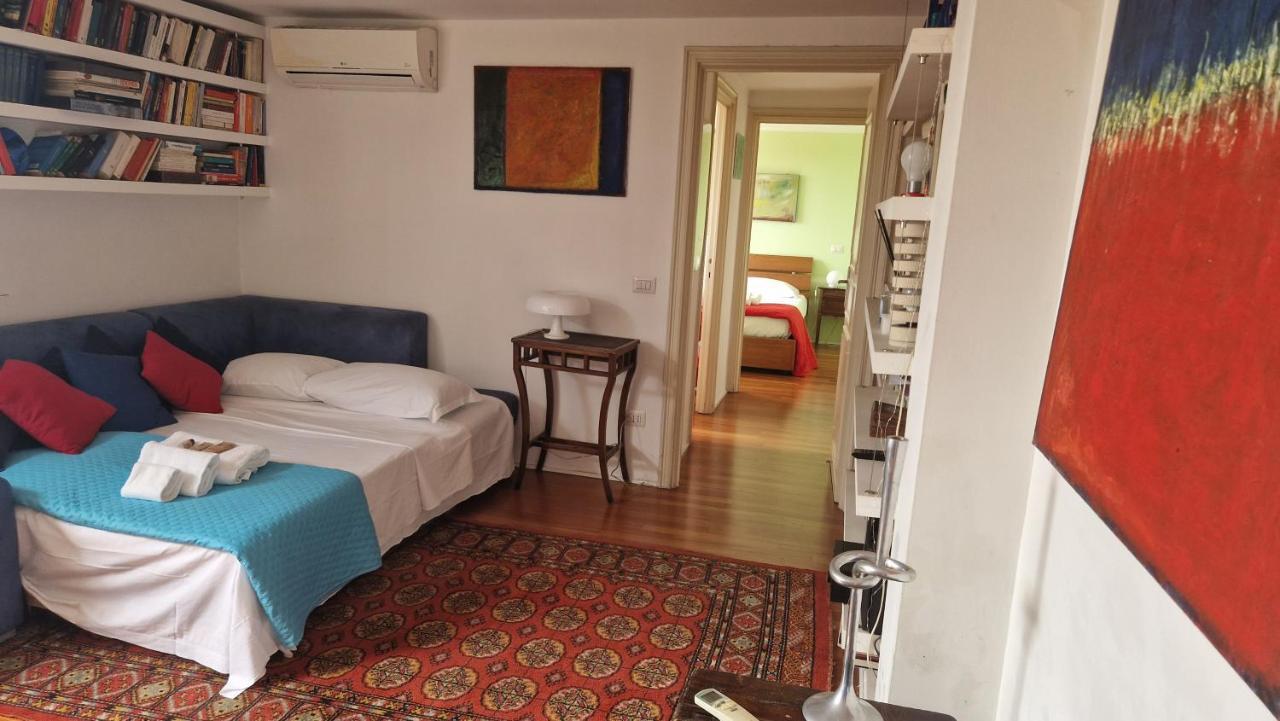 Casa Di Libri - Delizioso Appartamento A 10 Min Da Trastevere Roma Exterior foto